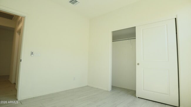 Building Photo - 2413 W Sunland Ave