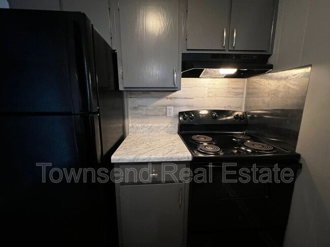 Foto del edificio - 5866 Century Oaks Dr