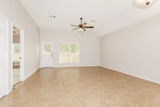 Foto del edificio - 18415 Sunrise Maple Dr