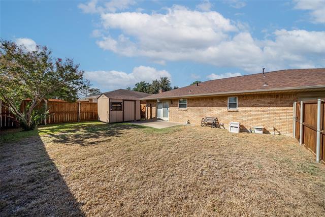 Building Photo - 1502 Clear Point Dr