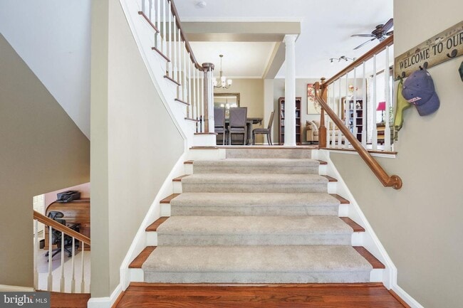 Photo - Luxury TH with 2 Car Garage in Sough After Kingstowne House