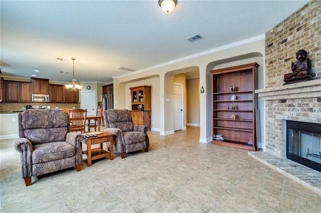 Building Photo - 1229 Yellow Iris Rd