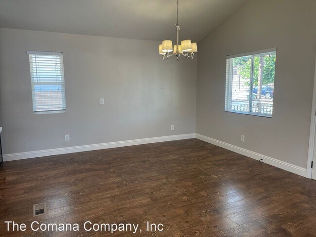 Foto del edificio - 3 br, 2 bath House - 821 Ramona Avenue