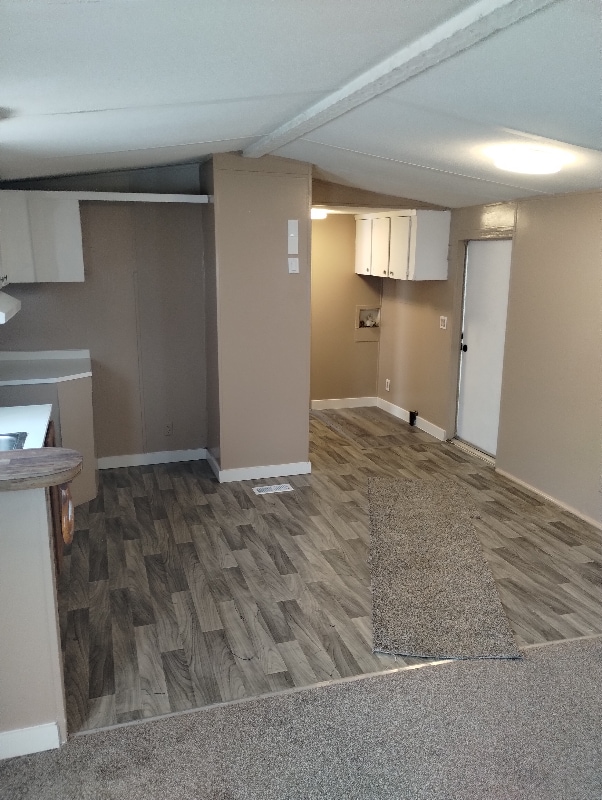 Building Photo - 107 SW Lancelot Gln