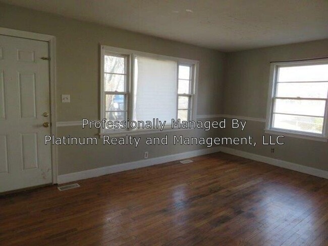 Building Photo - 122 Clearview Dr