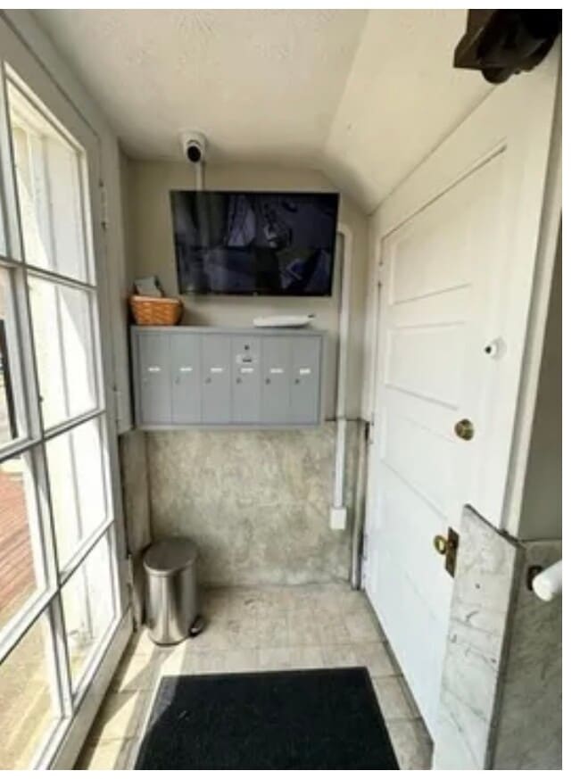 83 12th St Unit 3A, Wheeling, WV 26003 Condo for Rent in Wheeling, WV