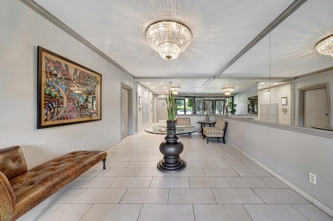 Foto del edificio - 8871 Burton Way