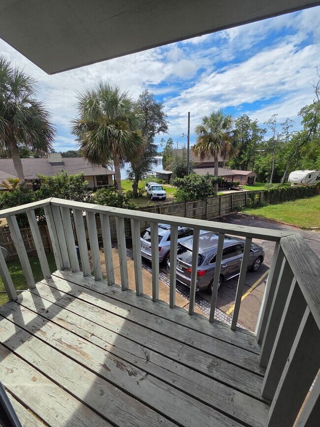 Foto del edificio - Conveniently Located Townhome w/Easy Acces...