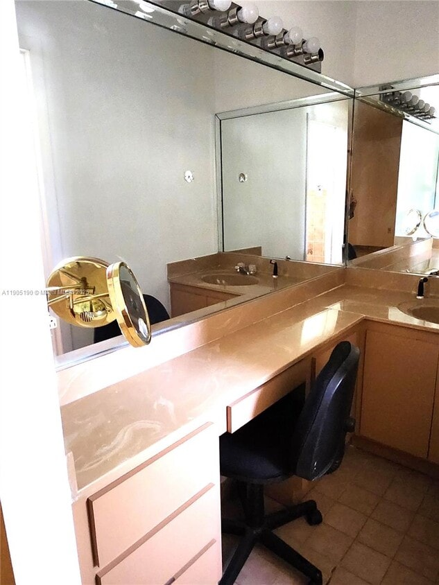 Foto principal - 2025 Brickell Ave