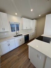 Building Photo - 263 E 21st St