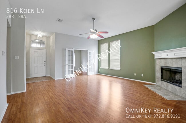 Building Photo - 816 Koen Ln