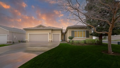Building Photo - 5703 Park Pl Dr