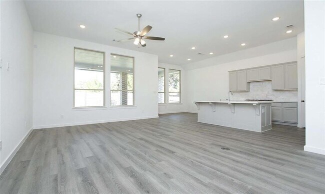Building Photo - 17127 Crimson Crest Dr