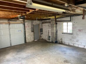 Building Photo - 120 Bellamy Ave