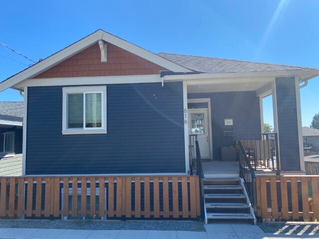 Photo du bâtiment - 616 Lambert Ave