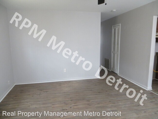 Building Photo - 3 br, 1 bath House - 20563 Delaware