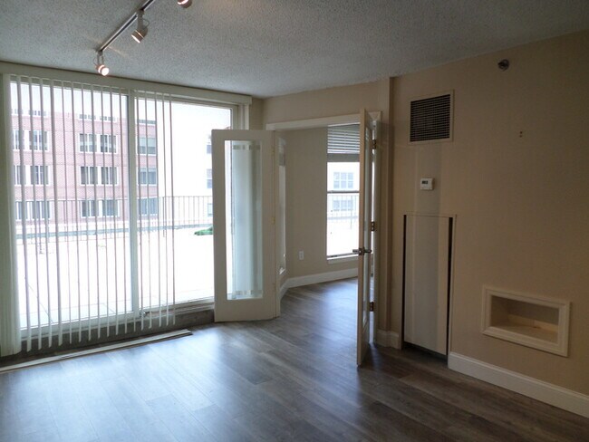 Foto del edificio - 1230 23rd St NW