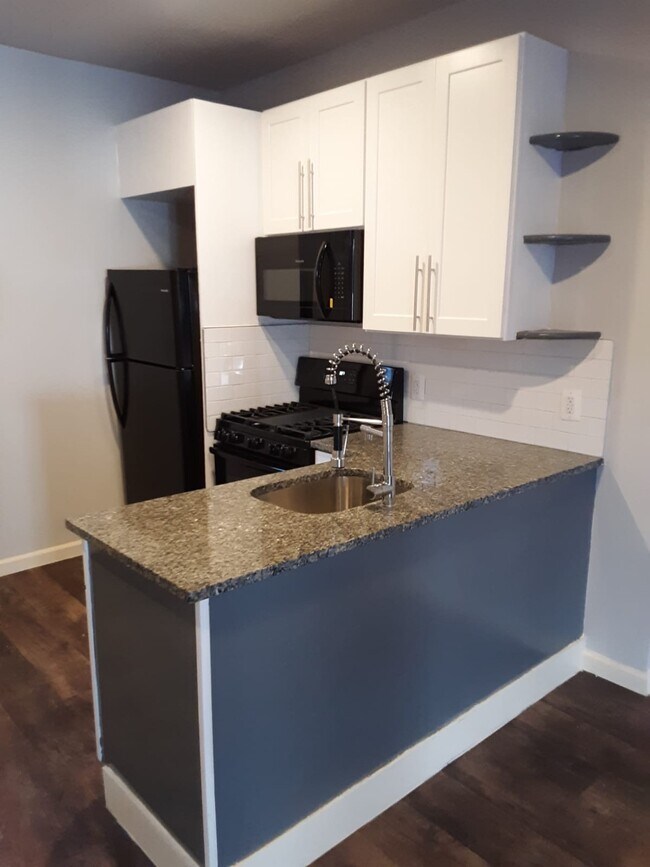 126 N Dearborn St photo'