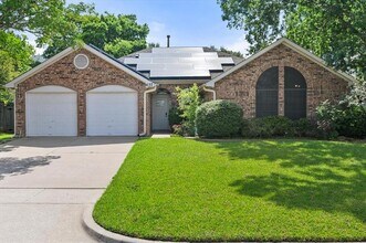 Building Photo - 4137 Mapleridge Dr