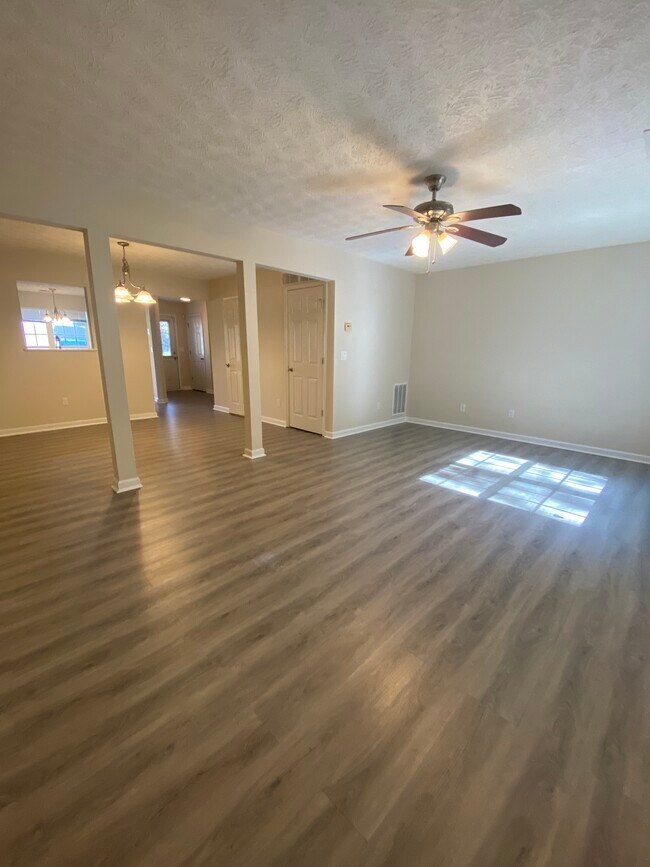 Building Photo - 1495 Conley Way