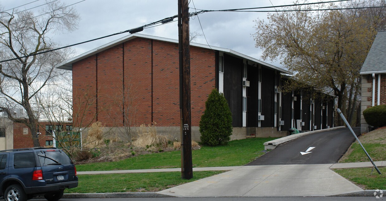Foto del edificio - Genesee West Apartments