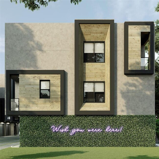 Building Photo - 4722 Old Spanish Trail