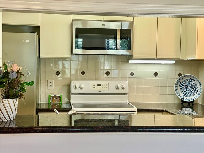 Foto del edificio - 4144 Greystone Way