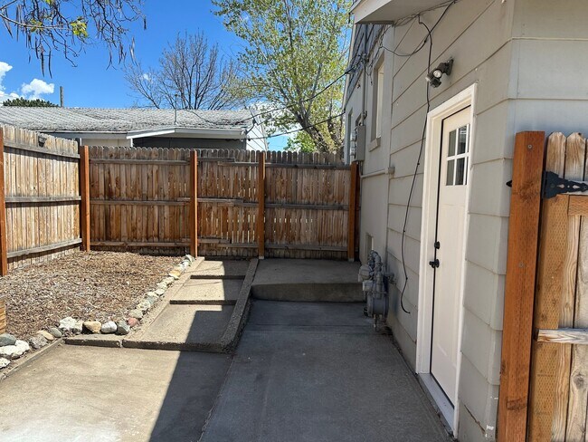 Foto del edificio - 449 Center St