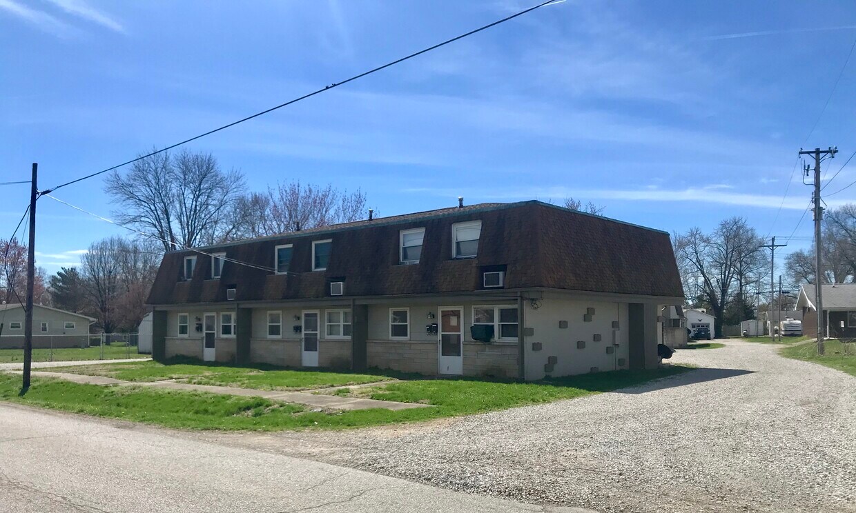 Foto principal - 306 E Mefford St