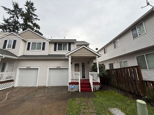 Building Photo - 3Bd/2.5Ba End Unit Townhome In the Orenco ...