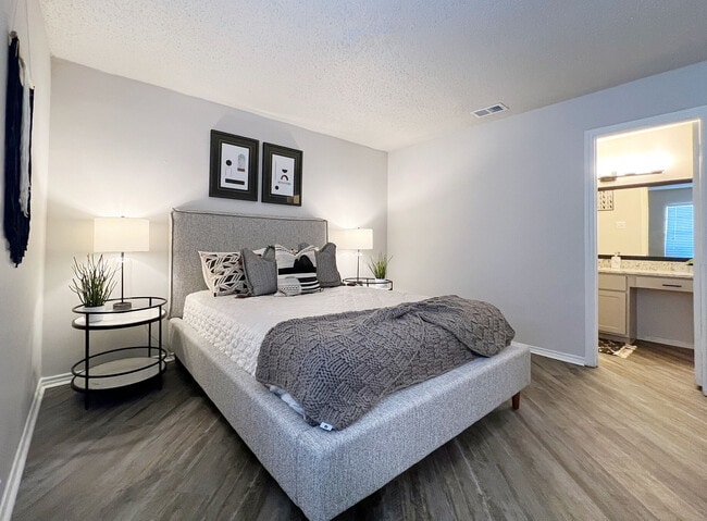 Foto del edificio - Ashwood Park Apartments