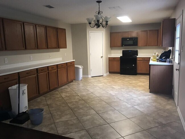 Building Photo - 3517 Quail View Dr