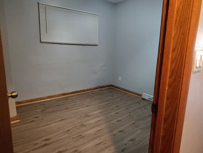 Foto del edificio - 2425-27 W Greenfield Ave