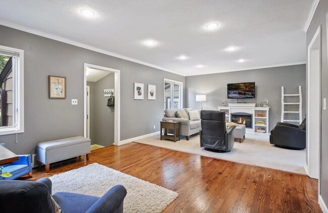 Foto del edificio - 1642 Edgewood Ave S