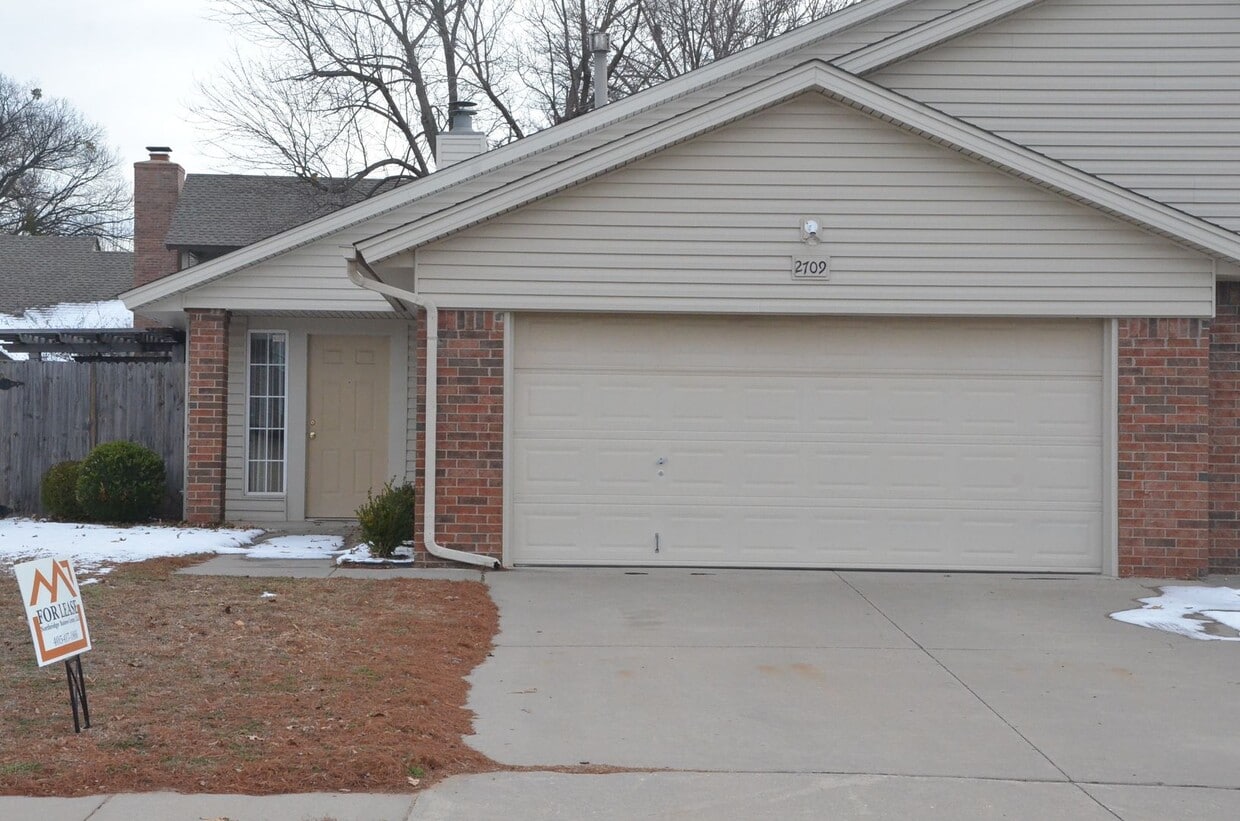 Foto principal - Lots of Room & Great Location