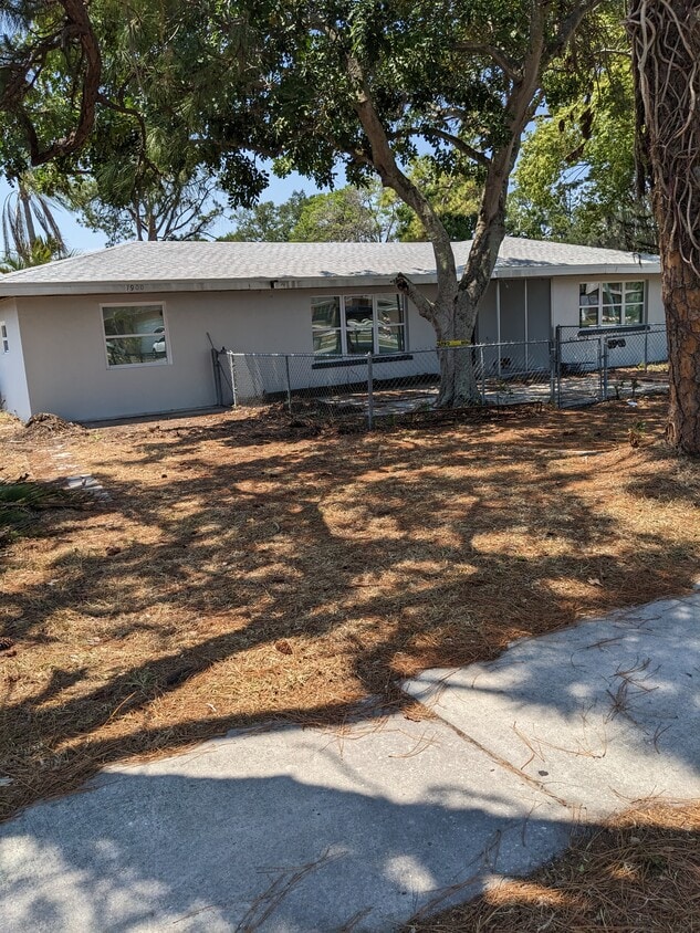 1900 43rd St W, Bradenton, FL 34209 House Rental in Bradenton, FL