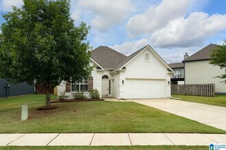 Building Photo - 1621 Old Cahaba Ct