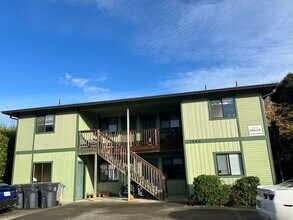 Building Photo - 1460 Larissa Cir