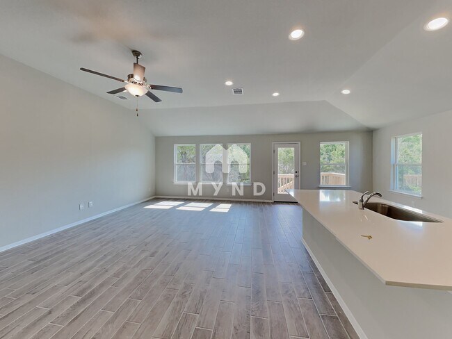 Building Photo - 7803 Dakota Circle