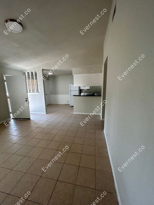 Building Photo - 8804 Redfield Ln