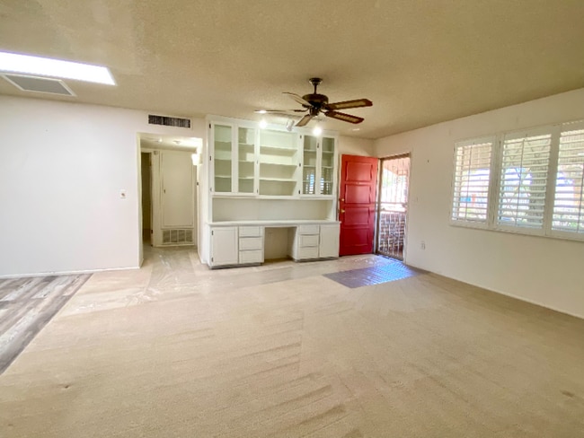 Foto del edificio - 10422 W Meade Dr