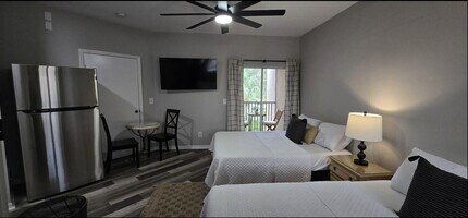 Building Photo - 10047 Perfect Dr