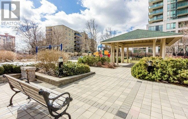 Building Photo - 3504 Hurontario St