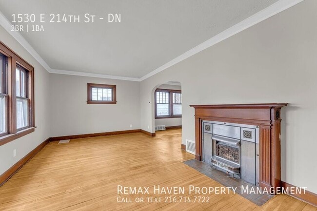 Building Photo - 1530 E 214th St
