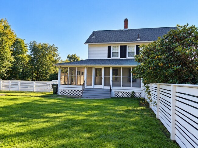 Building Photo - 1575 Wilbraham Rd