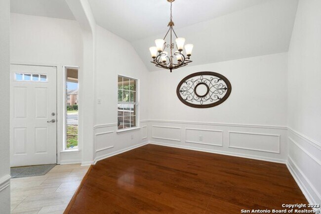 Building Photo - 3 br, 2 bath House - 24709 Crescent Run