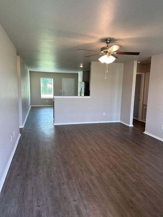 Building Photo - *Pre-leasing* Four Bedroom | Two Bath Home...