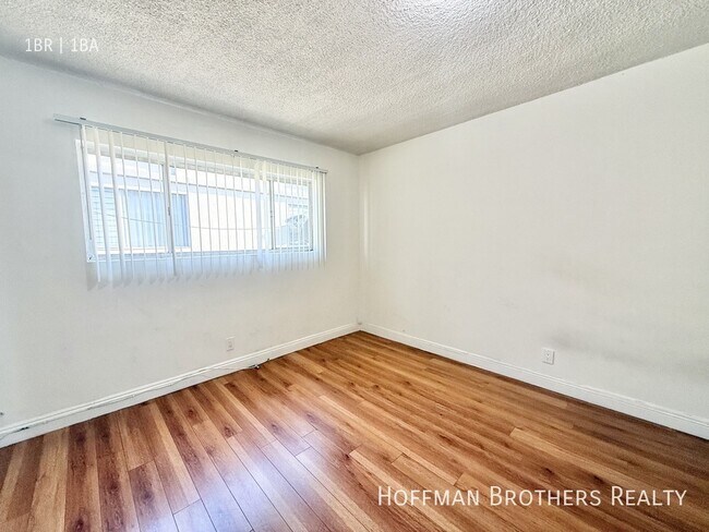 Foto del edificio - 838 N Normandie Ave