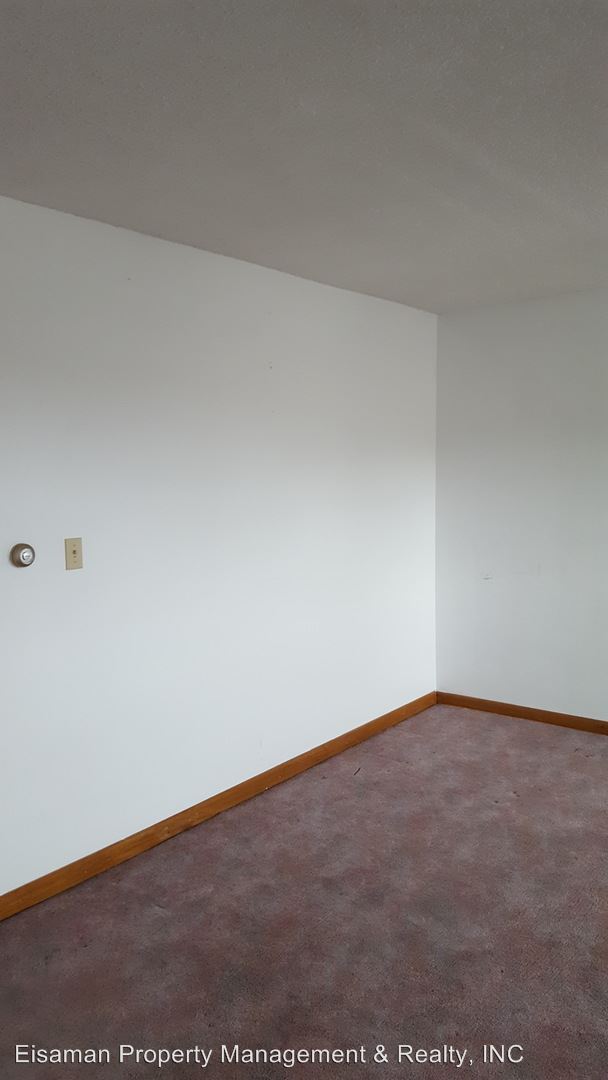 Foto del edificio - 119 1/2 N Main St