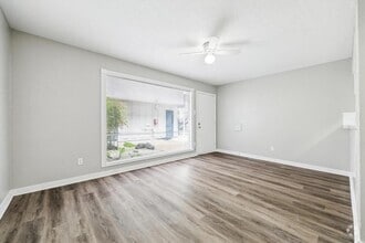 Building Photo - 414 Marshall St